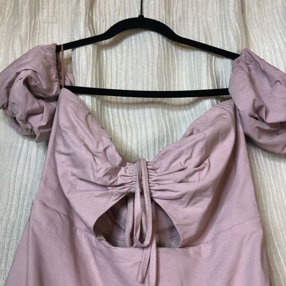 Blush boutique off the shoulder keyhole dress - Picture 7 of 7